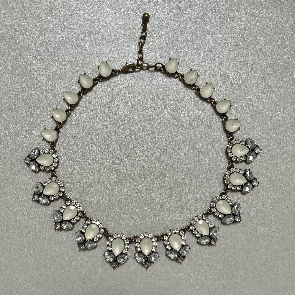 Rhinestone and Acrylic Glass Necklace